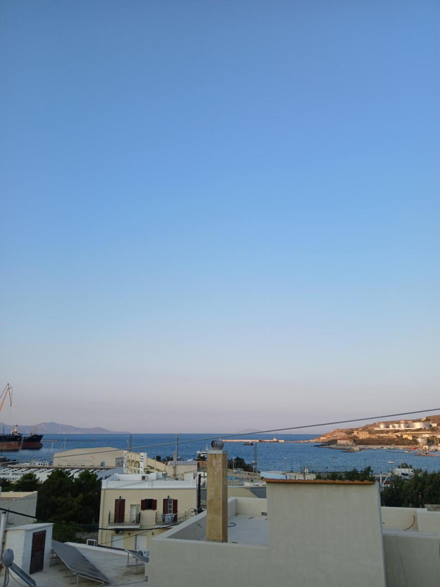 Panorama Apartment Ermoupoli Buitenkant foto